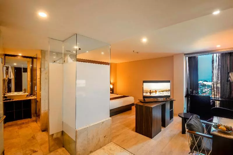 Grand Edge Hotel Semarang   Chse Certified