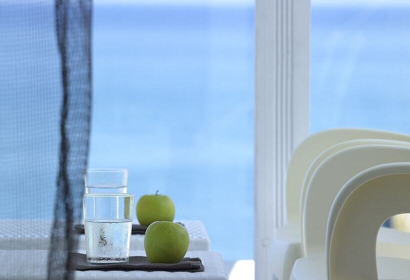 בית מלון כפרי Coral