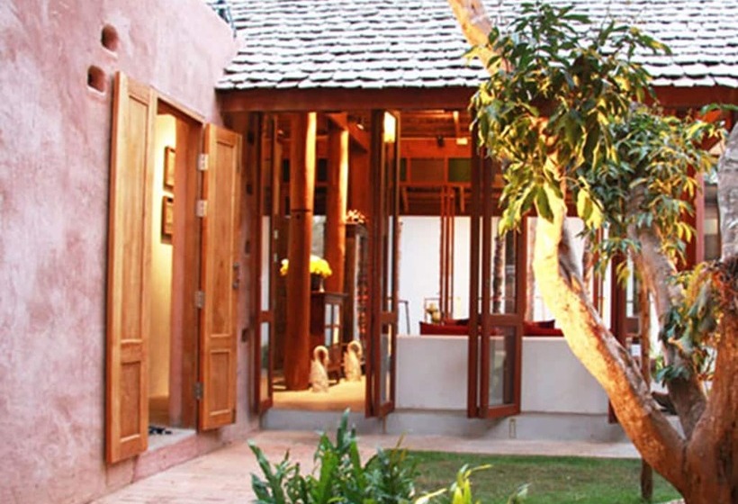 בית מלון כפרי Des Artists Rose Of Pai