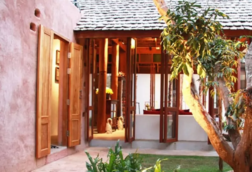 호텔 Des Artists Rose Of Pai