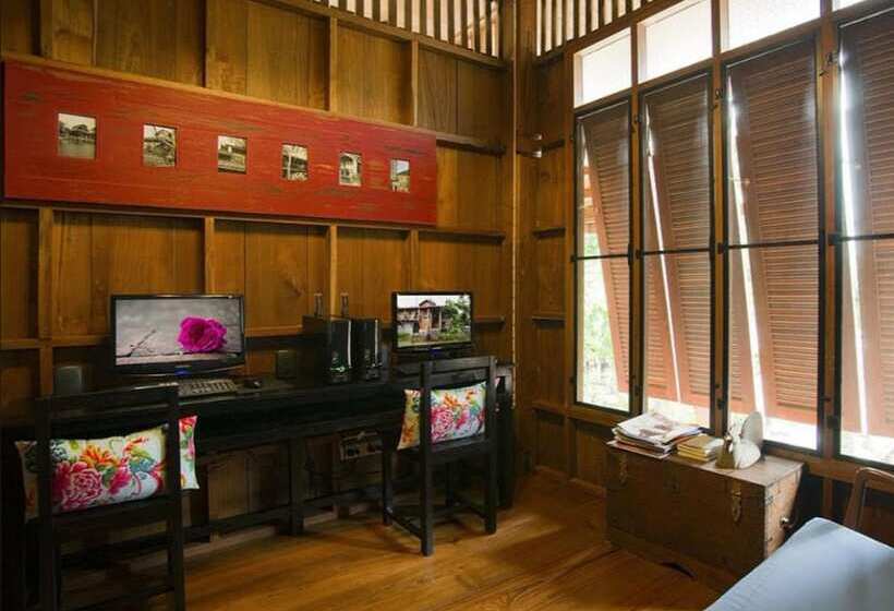 בית מלון כפרי Des Artists Rose Of Pai