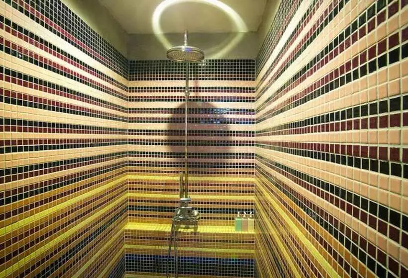 호텔 Des Artists Rose Of Pai