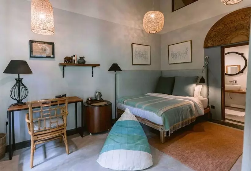 Отель Eraeliya Villas & Gardens