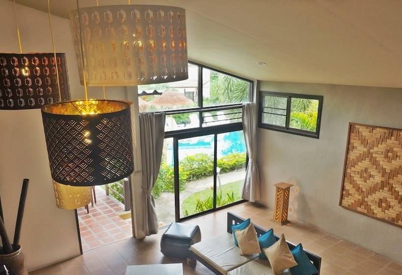 בית מלון כפרי Escape Cabins