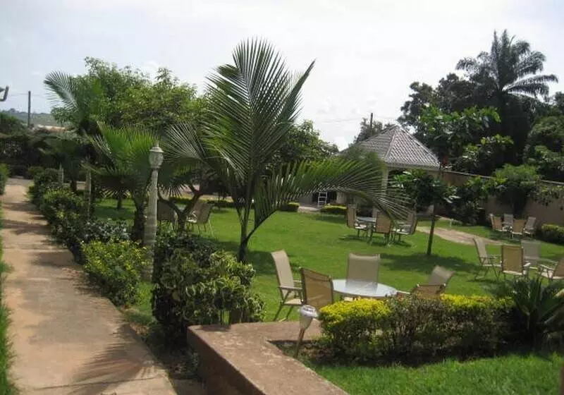 هتل Executive Airport