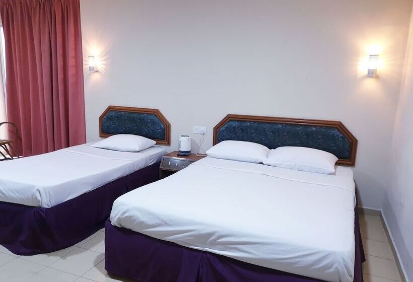 בית מלון כפרי Champcity