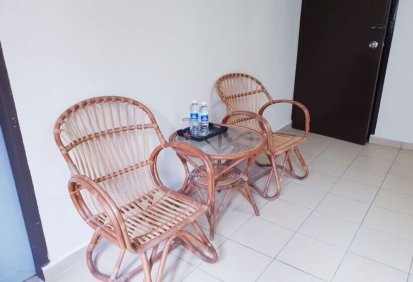 בית מלון כפרי Champcity