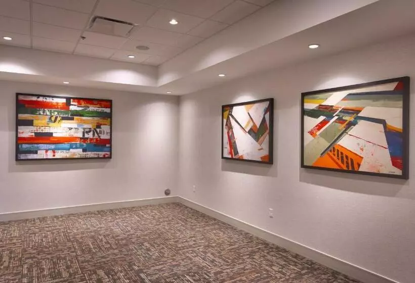 ホテル Holiday Inn Express & Suites Phoenix West   Buckeye, An Ihg