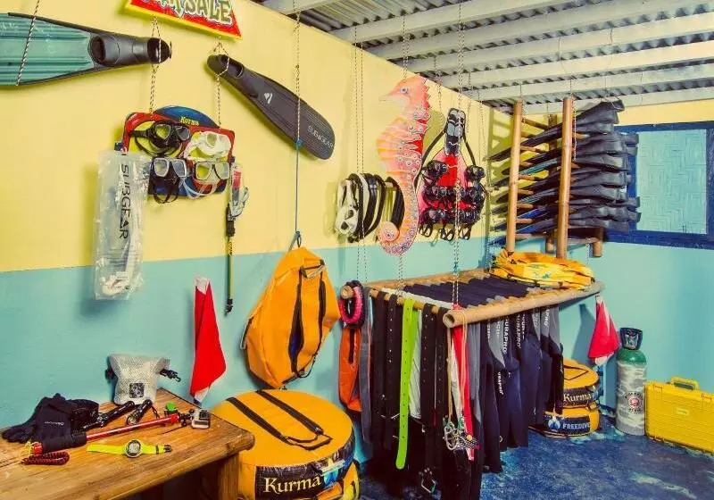 Hotel Kurma Eco Beach Lodge