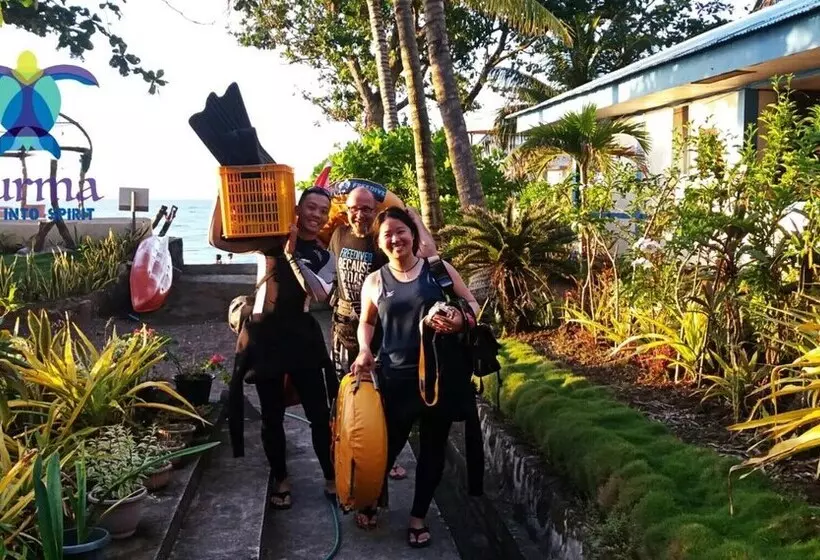 هتل Kurma Eco Beach Lodge