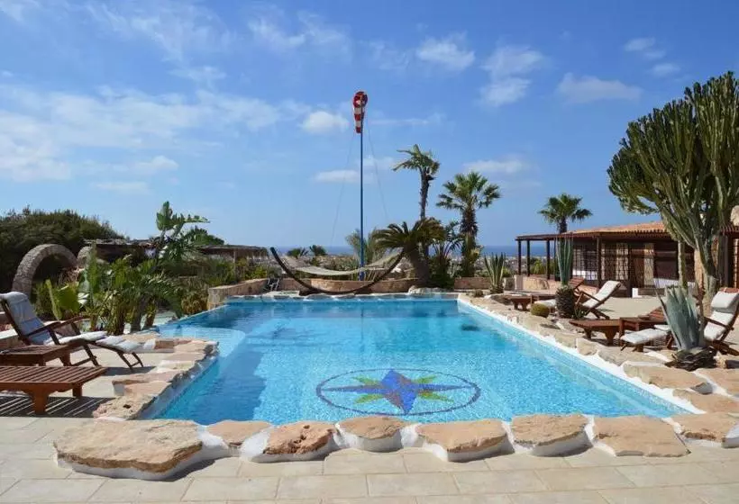 هتل La Rosa Dei Venti