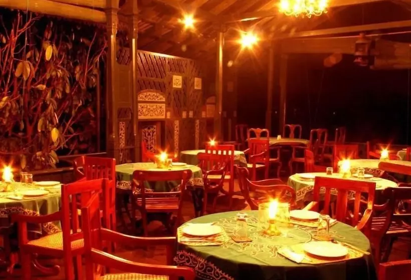 Отель Maduganga Villa Amazing Island Resort