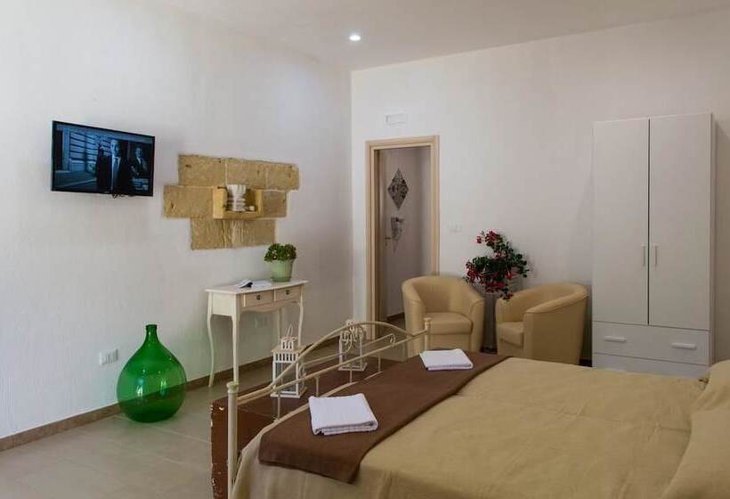 בית מלון כפרי Reverse