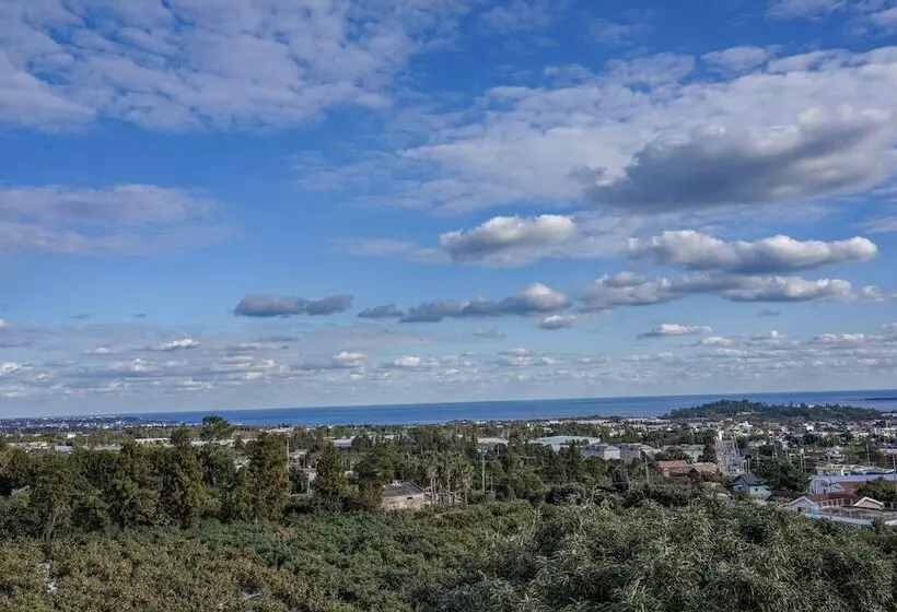 Hotel Stone And Wind Resort