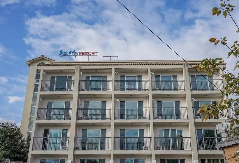 Hotel Stone And Wind Resort