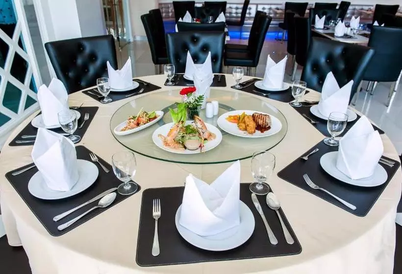 Отель The Paradiso Jk Design