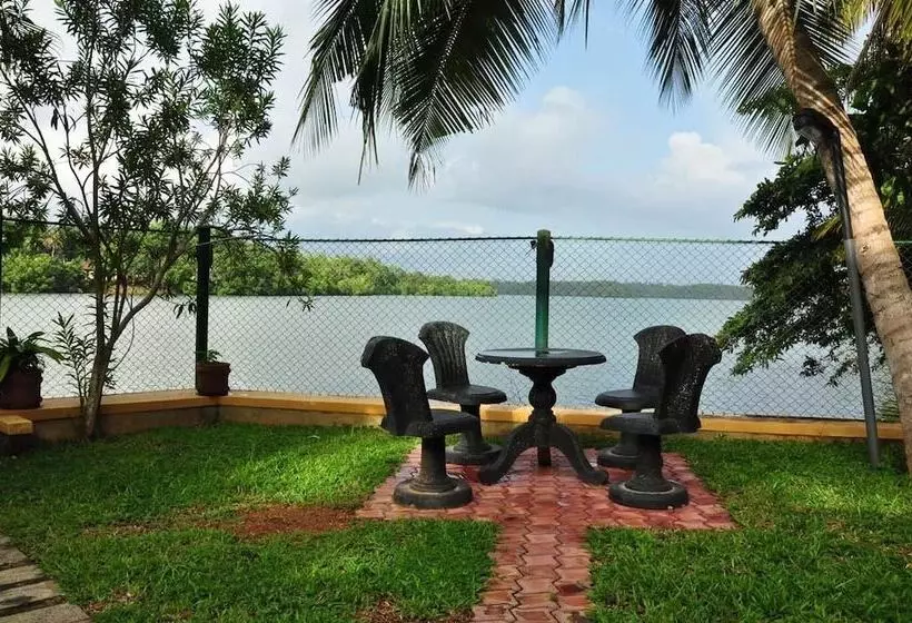 Пансион La Veranda Di Serena Lake