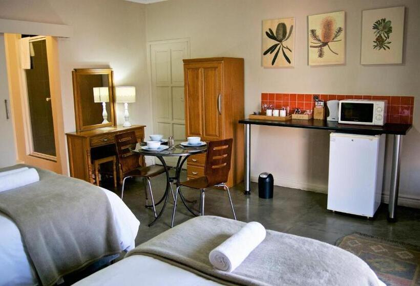 ペンション Pumleni Guesthouse