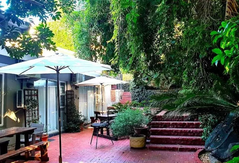 Pensão Pumleni Guesthouse