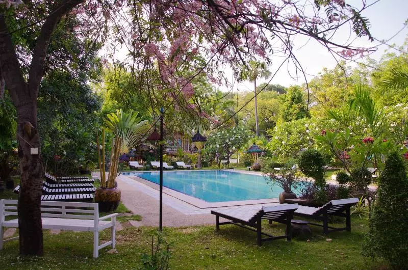 Thante Hotel  Nyaung Oo