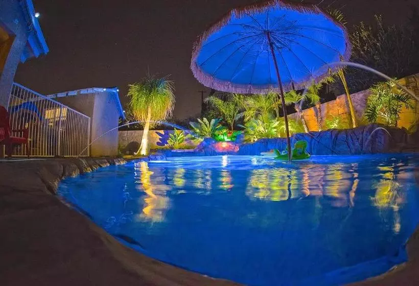 The Neverending Story Home Reg2015 00071