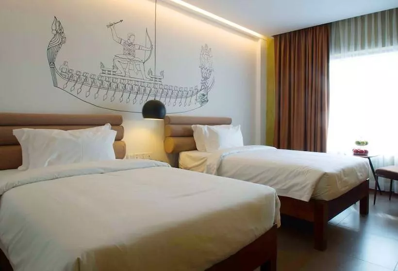Almond Hotel Bassac River