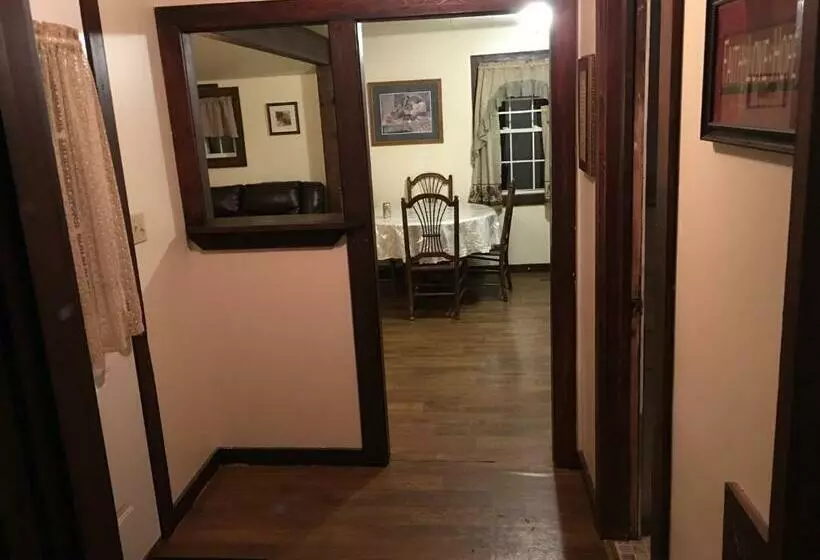 Echo Valley Cottages