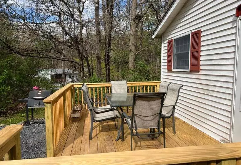 Echo Valley Cottages