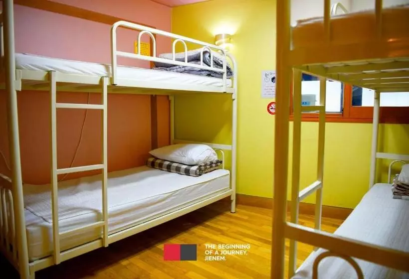 Jeju Lynden Hostel