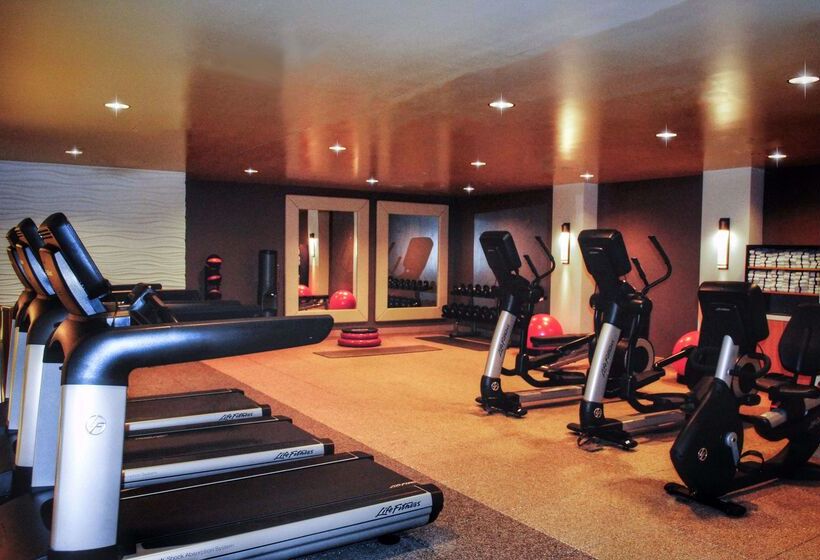 호텔 Doubletree By Hilton Reading