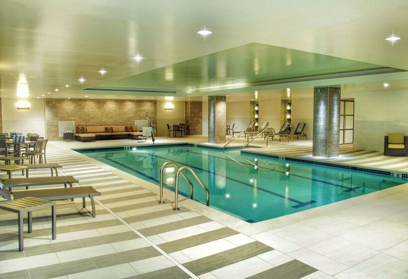 호텔 Doubletree By Hilton Reading