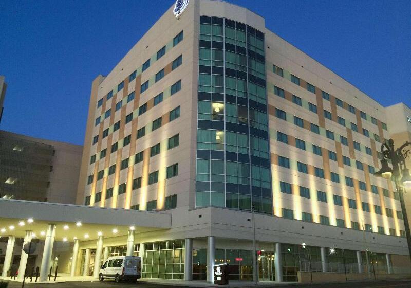 호텔 Doubletree By Hilton Reading