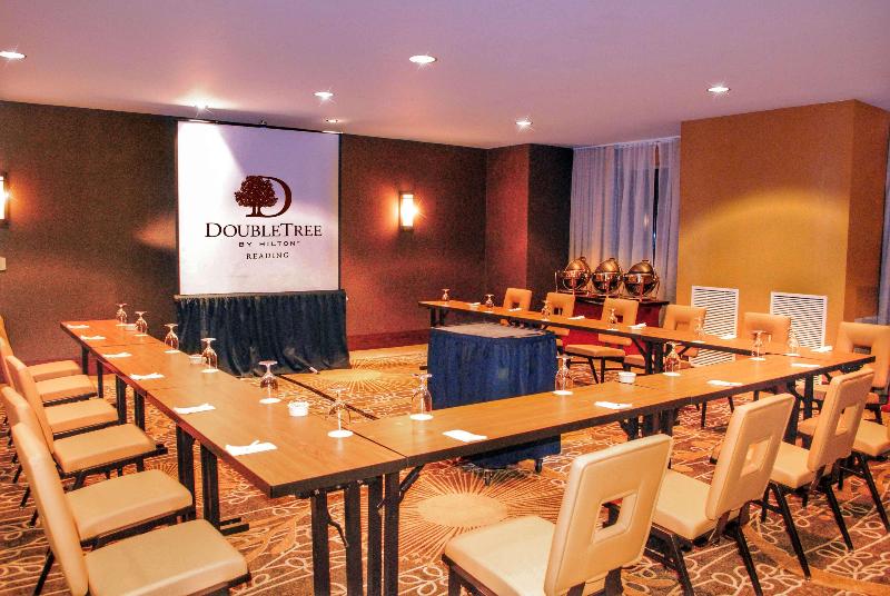 호텔 Doubletree By Hilton Reading