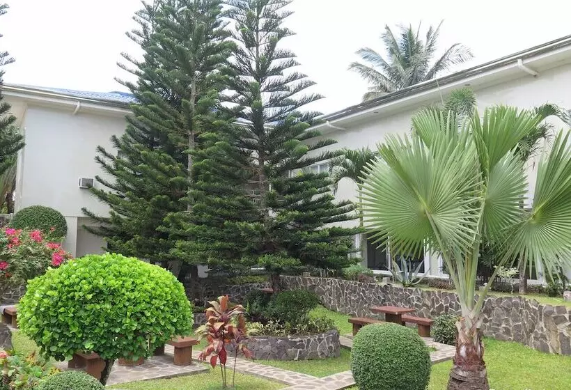 Hotel Emiramona Garden