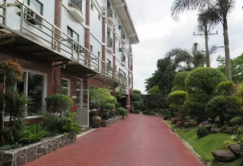 Hotel Emiramona Garden