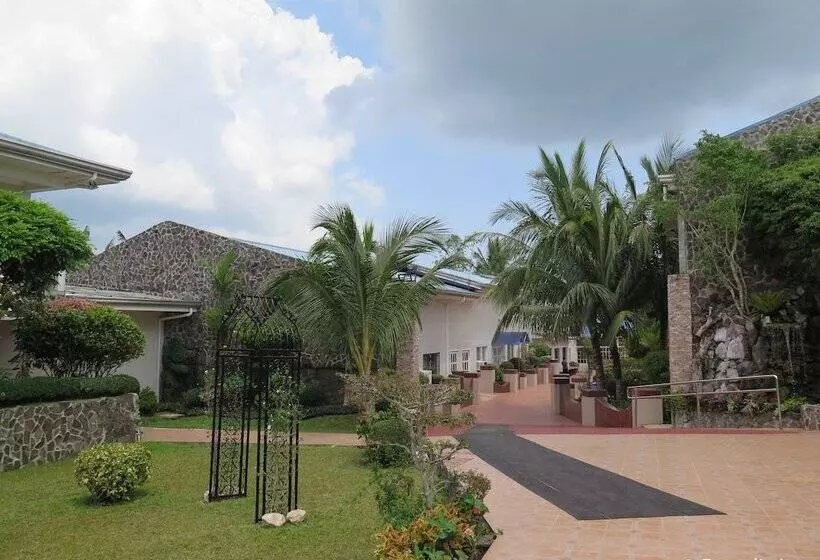 Hotel Emiramona Garden