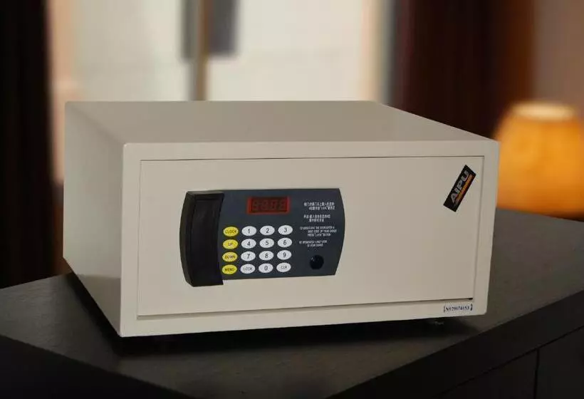 Ernes Hotel Bayu Mutiara