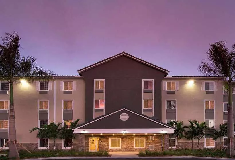 호텔 Extended Stay America Select Suites  Fort Lauderdale  Airport  West