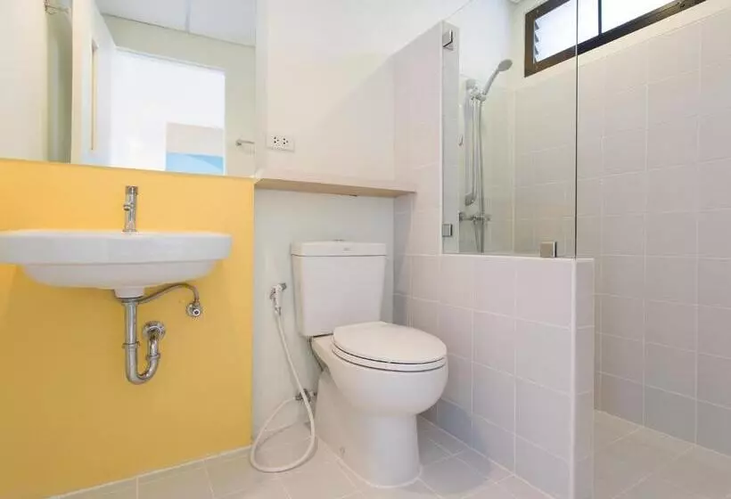 Отель Hop Inn Nakhon Ratchasima