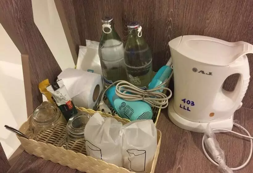 Отель Le Lerts Living