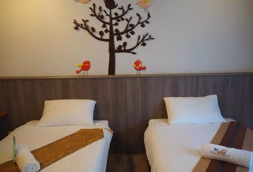 Отель Le Lerts Living