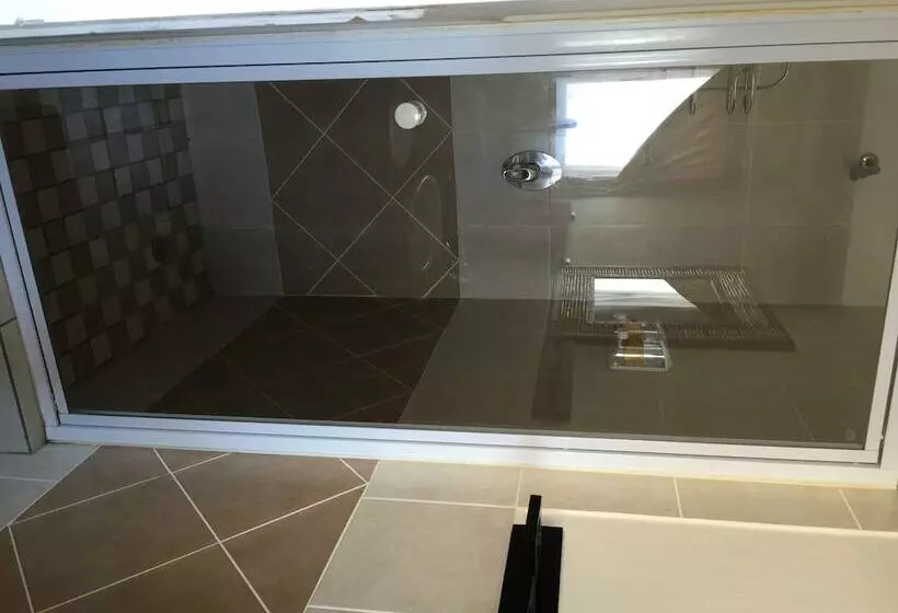 酒店 Leika Airport Lodge