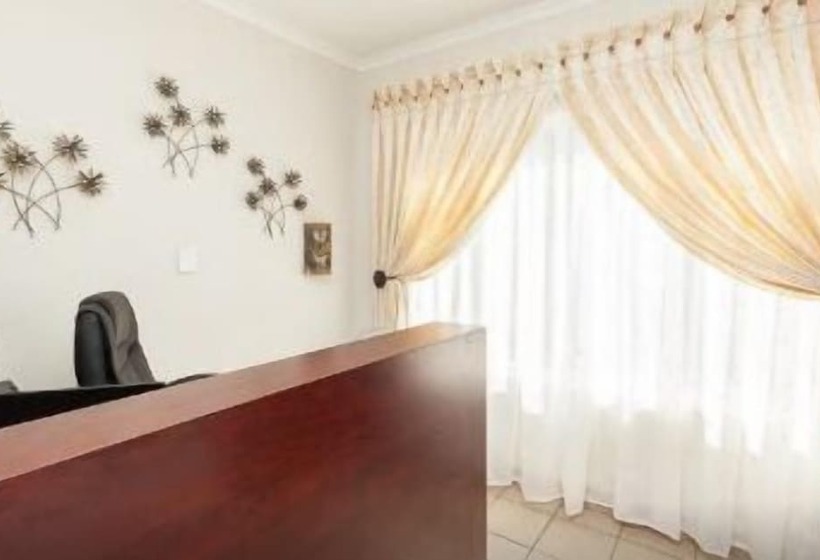 酒店 Leika Airport Lodge