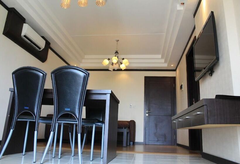 Metro Hotel Jababeka