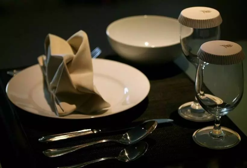 Metro Hotel Jababeka