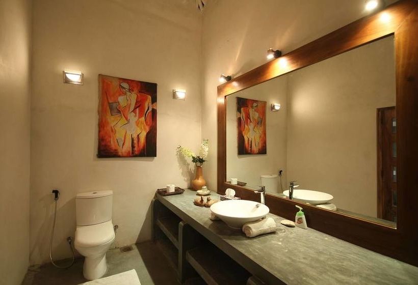 Hotel Mihiri Beach House