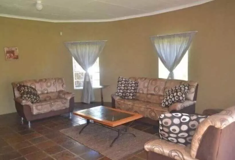 Hotell N4 Guest Lodge