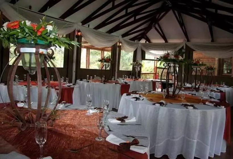 Hotell N4 Guest Lodge