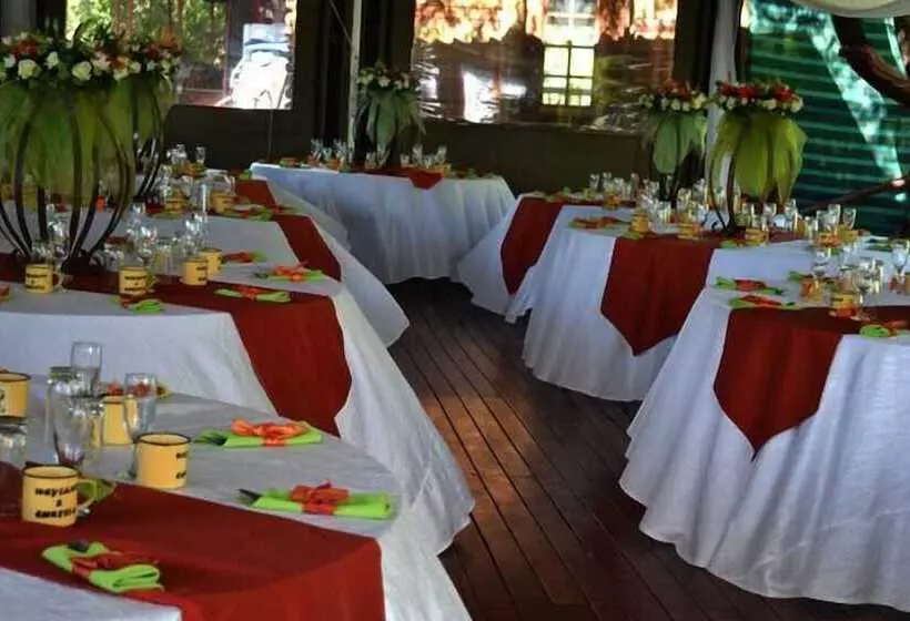 Hotell N4 Guest Lodge