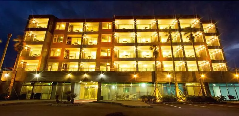 هتل O2heal Resort